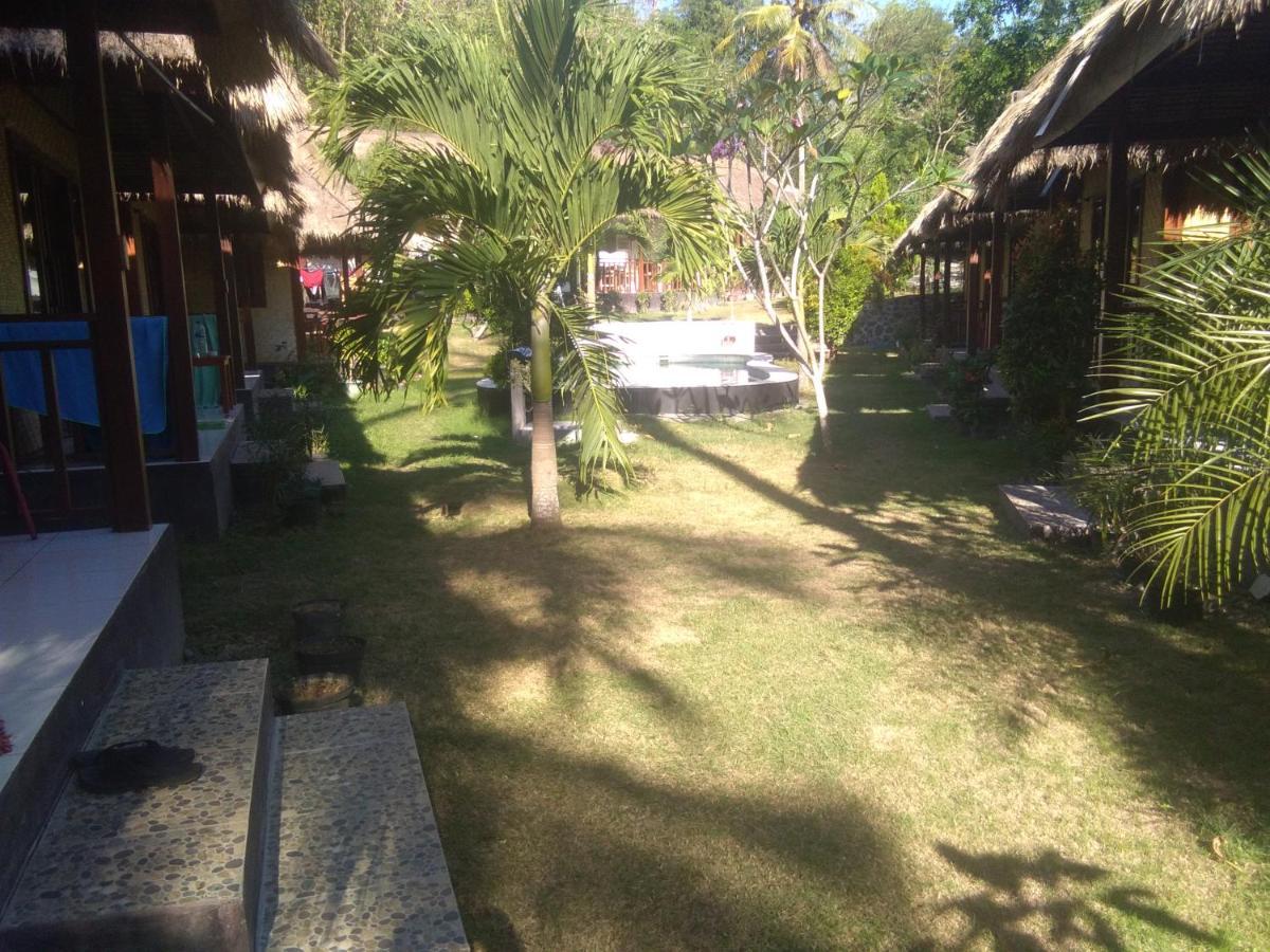 Airas' Garden Homestay Kuta  Exterior foto